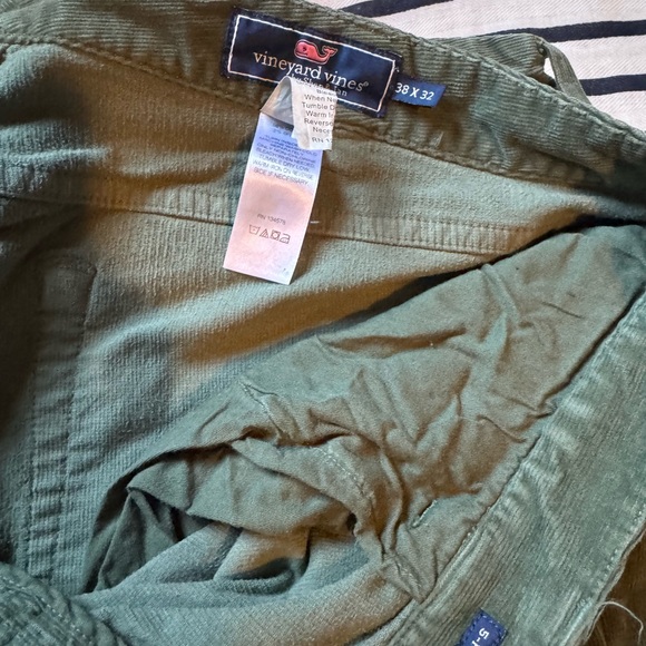 Vineyard Vines corduroy pants. 5 pocket, green 38X32 - Picture 2 of 3